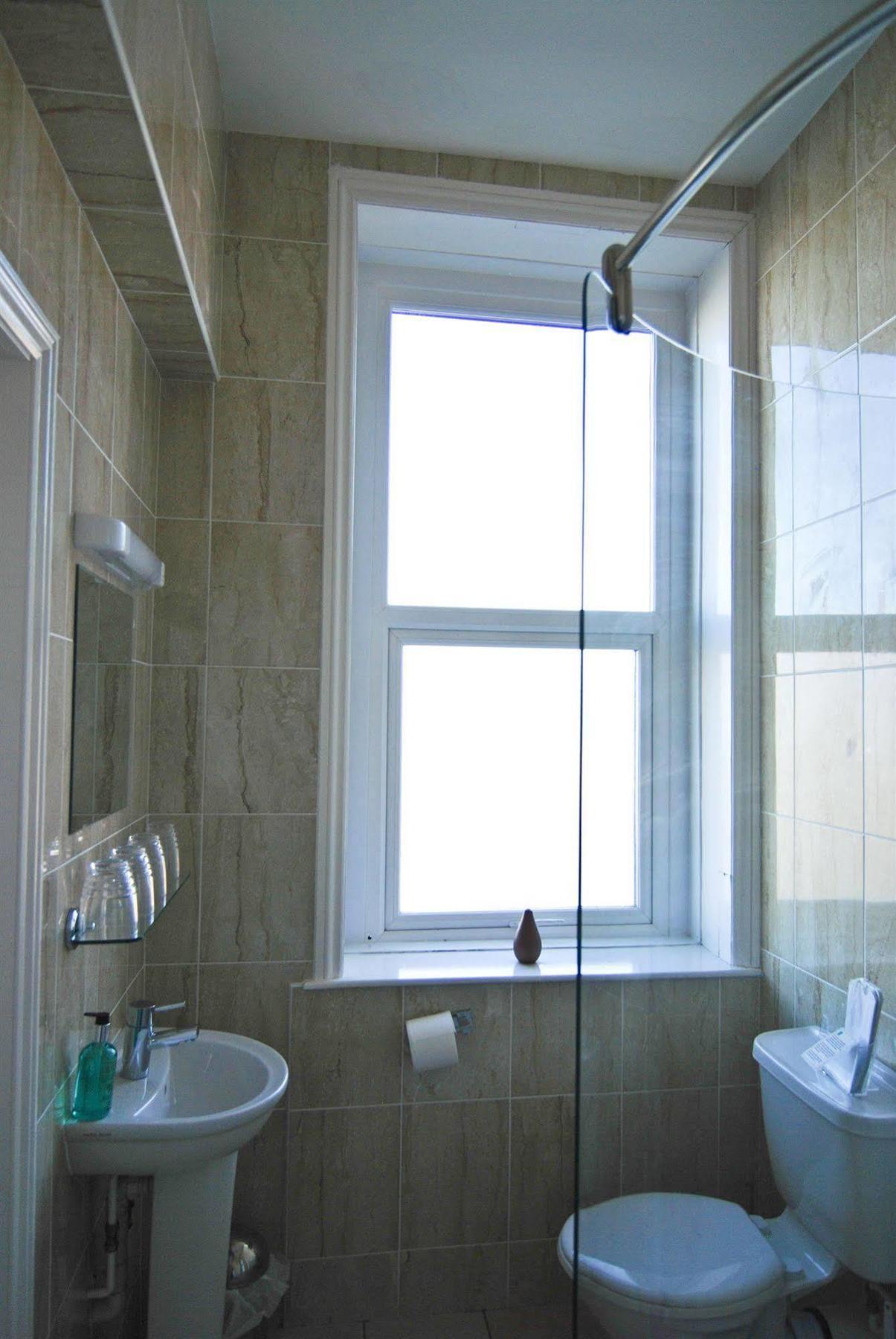 The Aqua Hotel Портланд Екстериор снимка